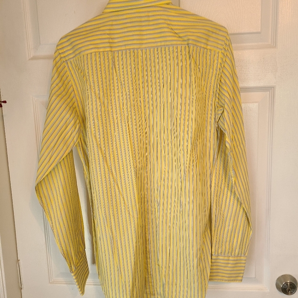 Profuomo Men's Classic Short Sleeve Shirt, Size: Small,  Color: Yellow - Picture 10 of 12